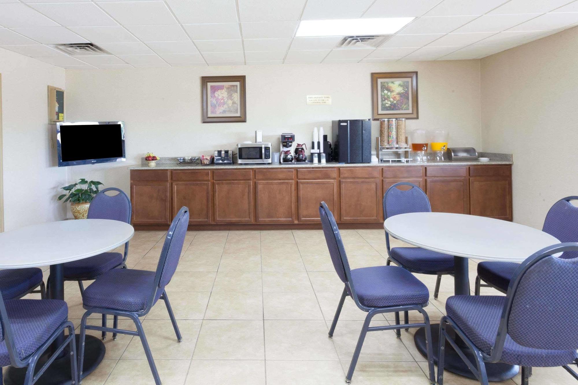 Knights Inn Murfreesboro Bagian luar foto