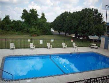 Knights Inn Murfreesboro Bagian luar foto